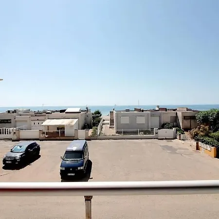 Agreable Studio-cabine Vue 4 Personnes A 20 M De La شقة *